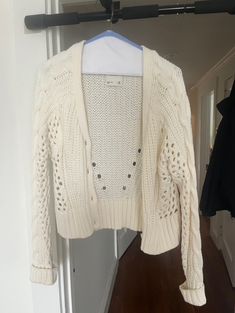 Abercrombie & Fitch cropped cable knit cardigan